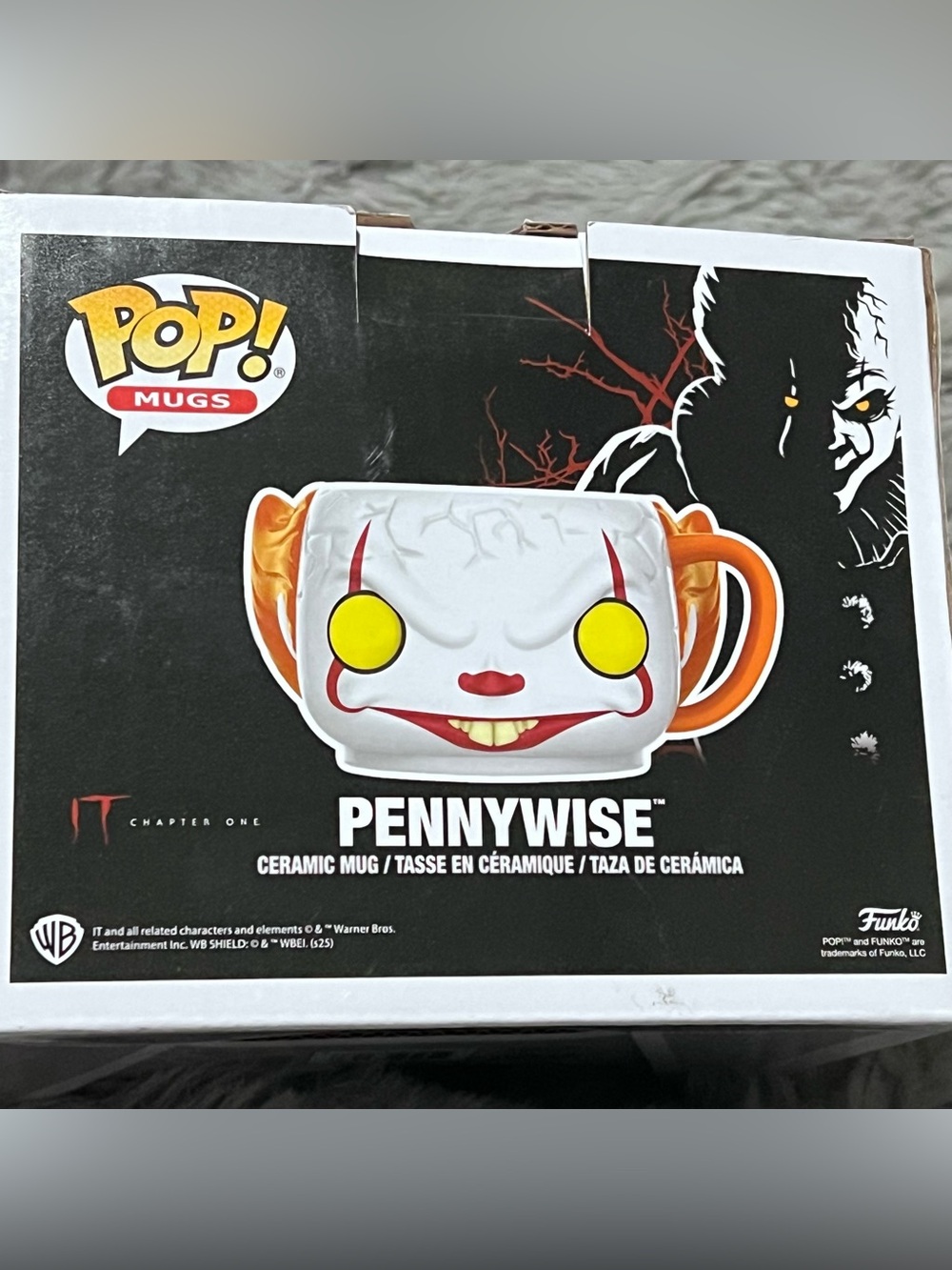 Pennywise the Clown ceramic mug NIB